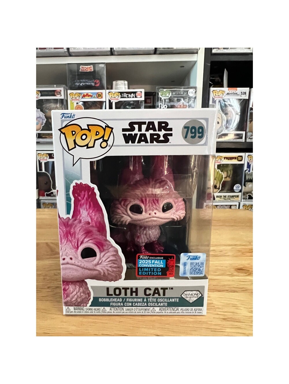 VAULTED LE EXC DIAMOND GLITTER Loth Cat Star Wars Funko Pop #799 Rebels Acolyte